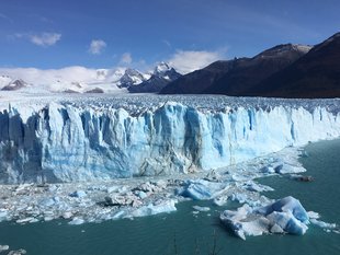 perito-moreno-glacier-argentina-holly-payne.jpg